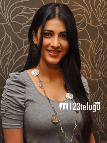 Stunning Photos of Shruti Haasan