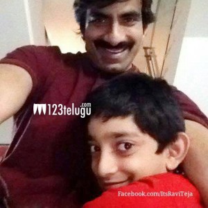 Photo Moment Ravi Teja Poses With His Son 123telugu Com