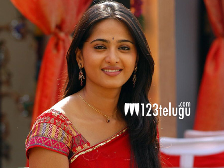 Anushka in Krishnavamsi’s Rudrakasha? | 123telugu.com