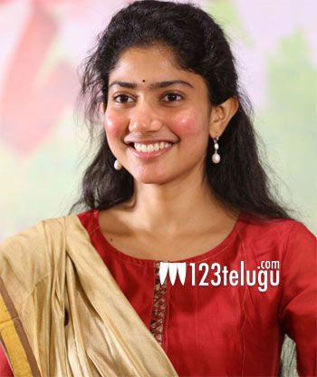 Sai Pallavi starts dubbing for MCA | 123telugu.com