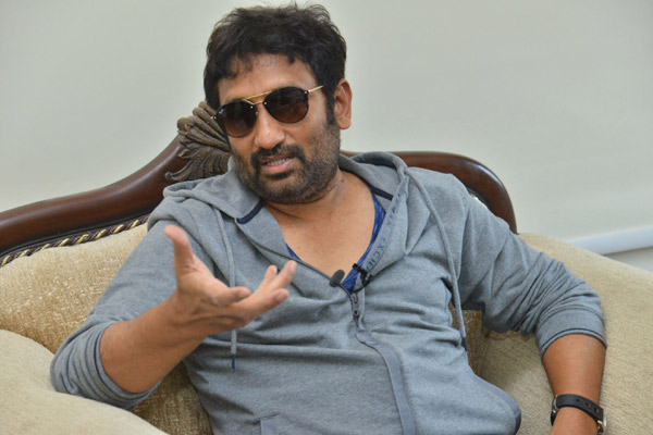 Interview : Sreenu Vailta - AAA's credit only goes to Ravi Teja ...