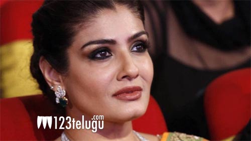 Yesteryear heroine to play Indira Gandhi in KGF | 123telugu.com