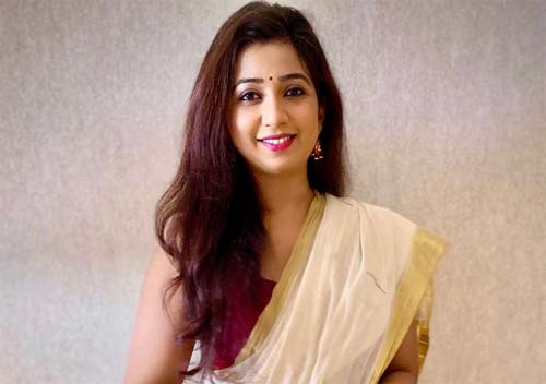 Shreya Ghoshal Delivers A Baby Boy 123telugu Com