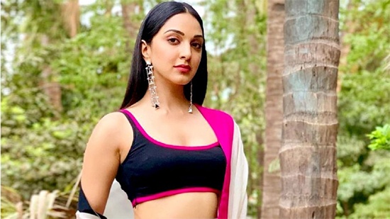 Game Changer Set Photos Reveal Kiara Advani's Look From the Telugu