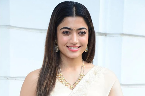 Rashmika pens a heartbroken note on being trolled for everything |  123telugu.com