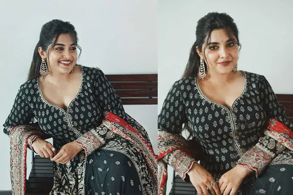 Photos : Glamorous Nivetha Thomas