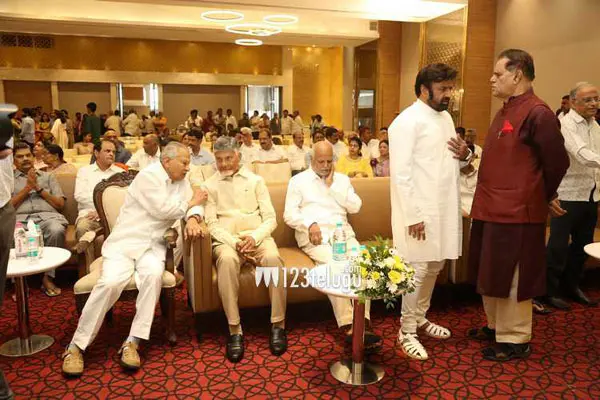 Photos : Nandamuri Jayakrishna’s Wife Padmaja’s 11th Day Memorial