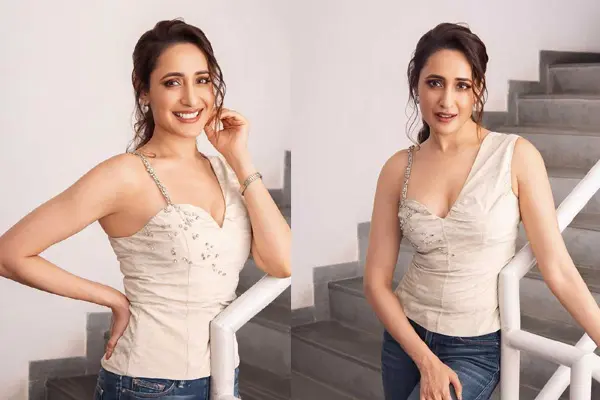 Latest Photos : Pragya Jaiswal
