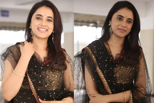 Photos : Beautiful Priyanka Mohan