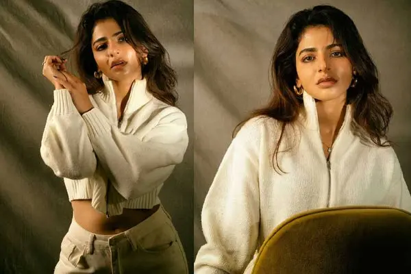 Photos : Stunning Iswarya Menon