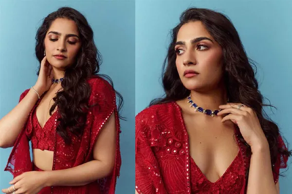 Photos : Gorgeous Rukmini Vasanth
