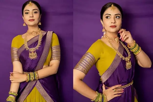 Photos : Beautiful Sreemukhi