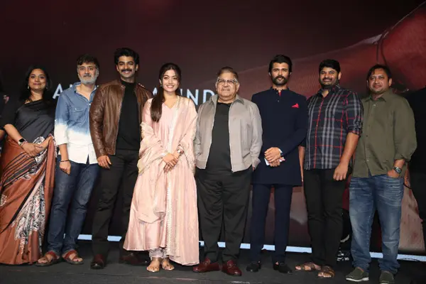 Photos : The Girlfriend Movie Success Meet