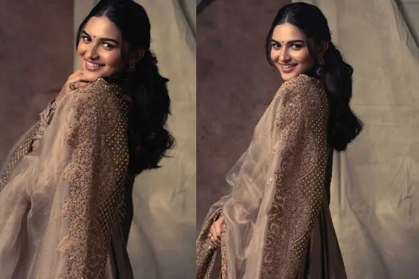 Photos : Amazing Kayadu Lohar