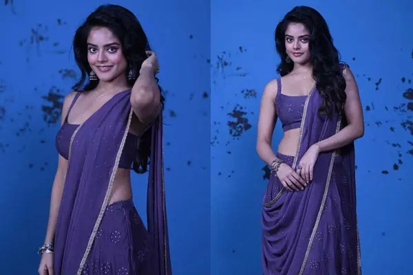 Photos : Alluring Riddhi Kumar