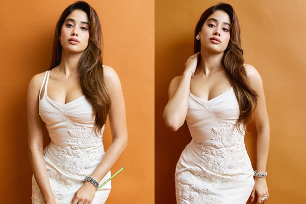 Photos : Amazing Janhvi Kapoor