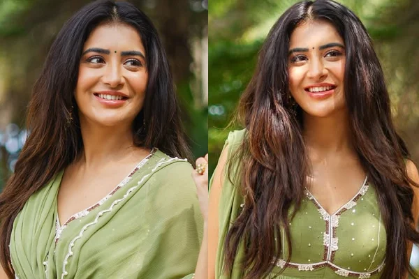 Photos : Dazzling Rashi Singh