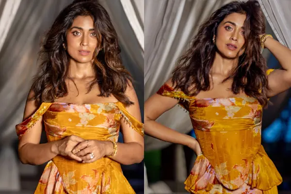 New Photos : Shriya Saran