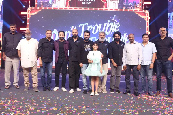 Photos : Don’t Trouble The Trouble Movie Pre Release Event – Set 3