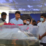 Mahesh Babu pays last respects to Sirivennela Seetharama Sastry