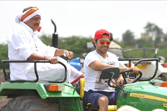 పర్ఫెక్షన్ కోసం పోటీ పడిన రామ్ చరణ్ - ప్రకాష్ రాజ్ 1 GAV