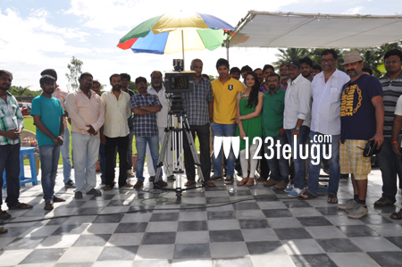 మొదలైన 'పెసరట్టు' 1 Pesarattu