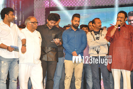 ఎమోషనల్ గా సాగిన 'నాన్నకు ప్రేమతో' ఆడియో లాంచ్ 1 nannaku