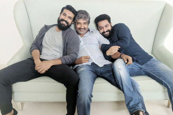 రాజమౌళి మల్టీస్టారర్  గురించి లేటెస్ట్ అప్ డేట్స్  !