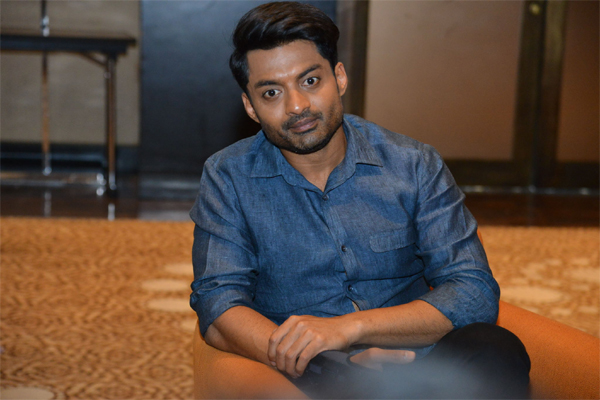 ఎక్స్ క్లూజివ్ ఇంటర్వ్యూ :  కళ్యాణ్ రామ్ –  భవిష్యత్తులో ఏం జరుగుతుందో చెప్పలేను !