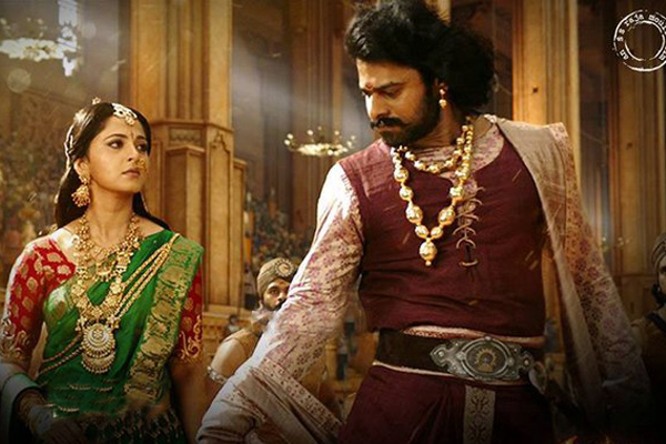 అమీర్ ఖాన్ రికార్డుని బ్రేక్ చేసిన ప్రభాస్ !