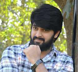 తన తర్వాత సినిమా కోసం  ‘వాషింగ్టన్ డిసి’లో షాపింగ్ చేసిన యంగ్ హీరో !