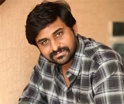 వరుసగా ఆఫర్లు అందుకుంటున్న క్రేజీ డైరెక్టర్ ?