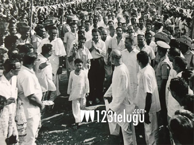 చిన్నతనంలోనే జనం కోసం తండ్రి ముందు నడిచారు – క్రిష్