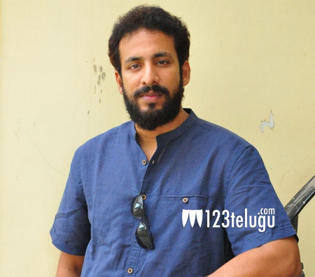 బడా సంస్థలో గూఢచారి దర్శకుడు !