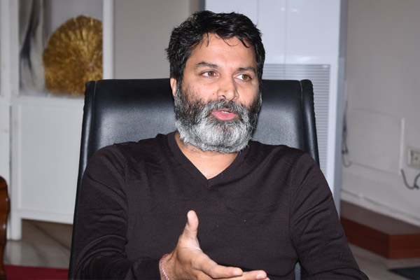త్రివిక్రమ్ మిత్రుడు కోసం ఎలాంటి పాత్ర రాస్తారో..?