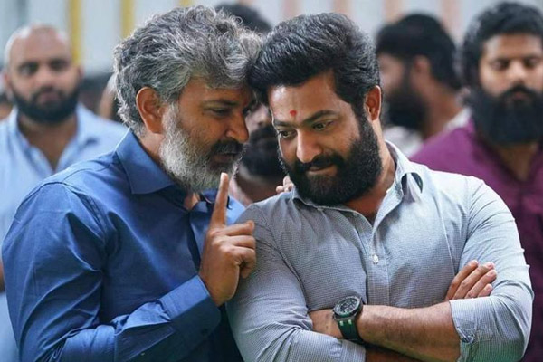 ఎన్టీఆర్ కోసం..  రాజమౌళి !