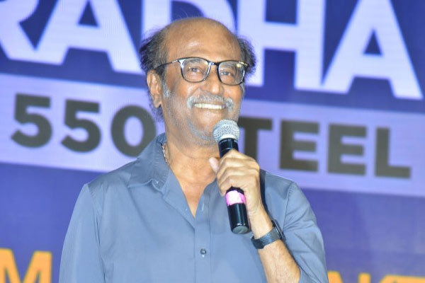 సూపర్ స్టార్ సినిమాకి పూణే సెట్ !
