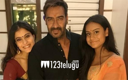 కూతురి కోసం  స్టార్‌ కపుల్‌ గిఫ్ట్ !