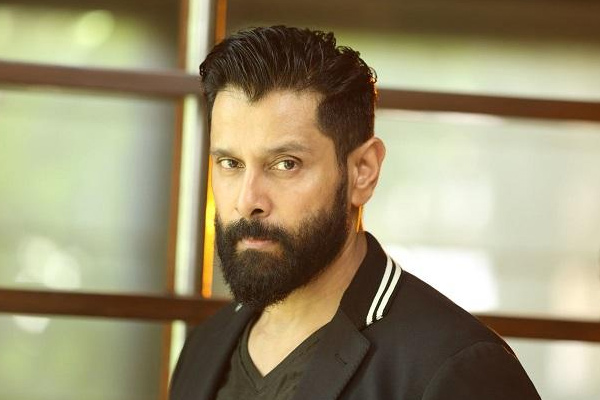 క‌మ‌ల్‌ గారికి మ‌రీ మ‌రీ థ్యాంక్స్‌  –  హీరో విక్ర‌మ్