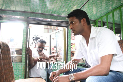 హీరో విశాల్ అరెస్ట్ !