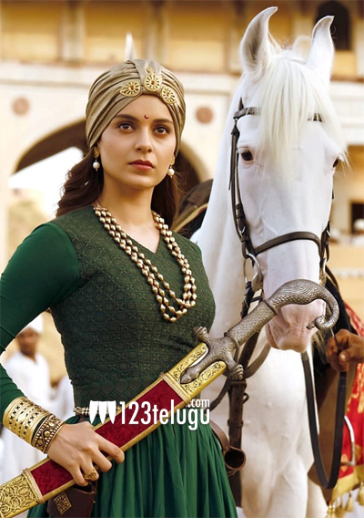 మణికర్ణిక కు పైరసీ దెబ్బ !