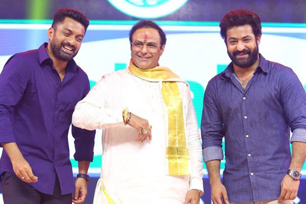 బాలయ్య-ఎన్టీఆర్ మల్టీస్టారర్ కోసం కళ్యాణ్ రామ్ ప్రయత్నాలు.