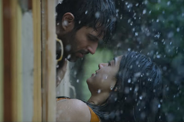 ‘డియర్ కామ్రేడ్’లో  రొమాంటిక్  సన్నివేశాలు హైలెట్ అంట !