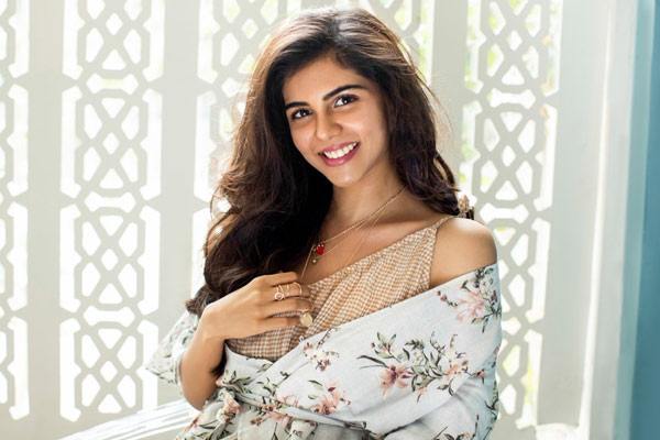 కోలీవుడ్ లో మరో సినిమా కు సైన్ చేసిన హలో బ్యూటీ !