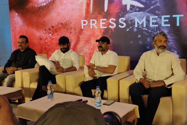 ఆర్ఆర్ఆర్ విడుదల తేదీ ఖరారు !