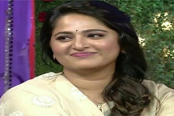 ‘సైరా’లో అనుష్క రోల్ అదేనట !