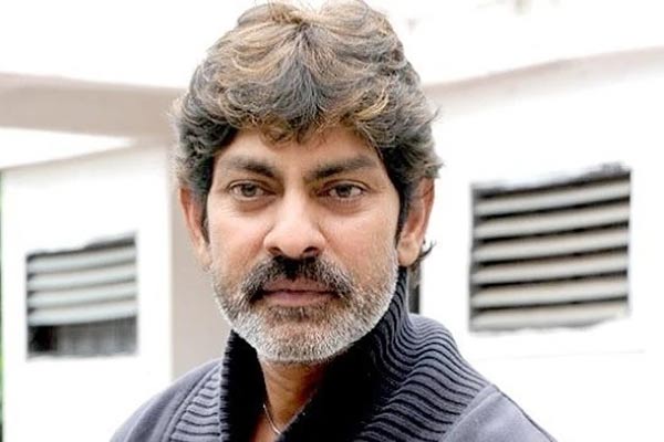 మహేష్ 26లో  విలన్  ఎవరంటే  !