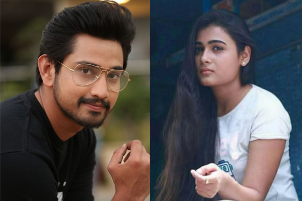 ‘ఇద్దరి లోకం ఒకటే’.. ఇద్దరి పరిస్థితి ఒకటే.. !