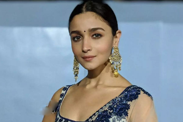 “టైమ్స్ మోస్ట్ డిసైరబుల్ విమెన్” గా ‘ఆర్ ఆర్ ఆర్’ హీరోయిన్.