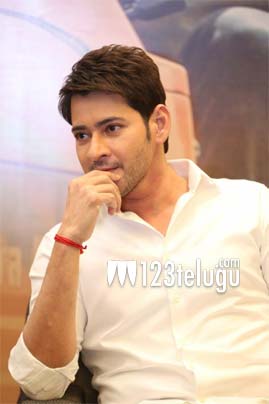 మొదటి సినిమా నుండి తనతోనే ఉన్న వ్యక్తిని పరిచయం చేసిన మహేష్ 1 mahesh1